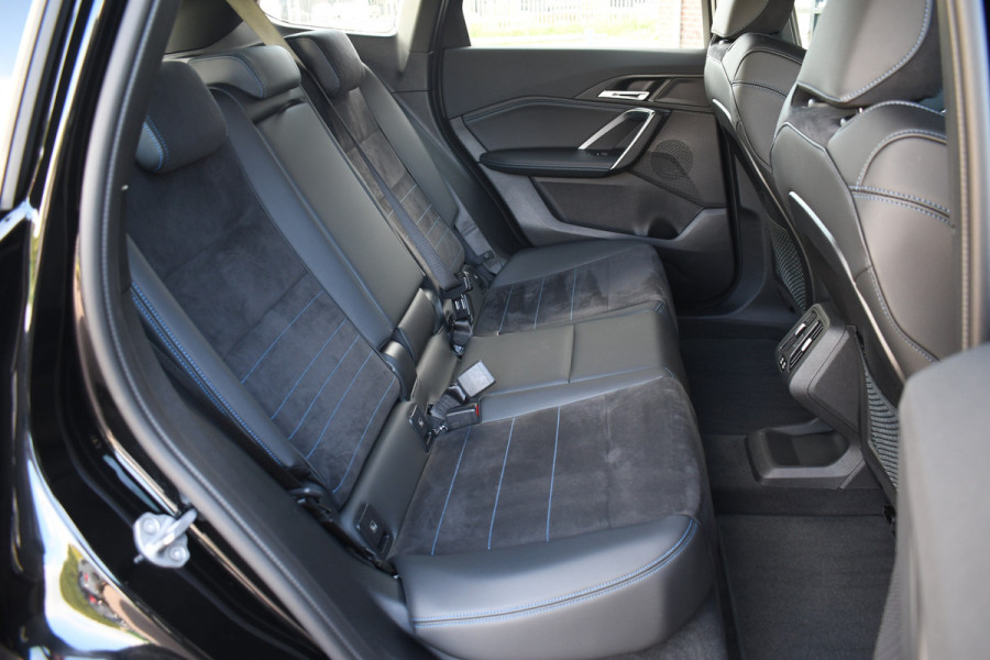 BMW X1 xDrive25e M-Sport Premium ACC-voorbereiding 18inch Camera AC-Snelladen