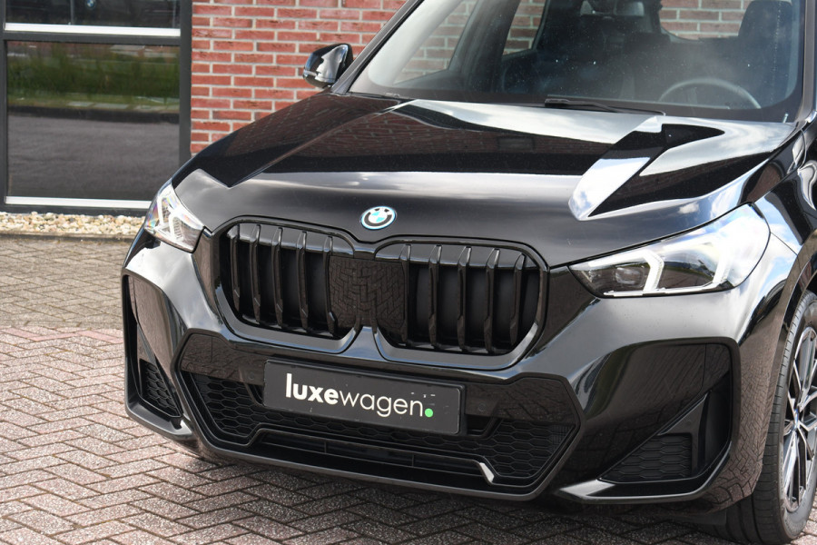 BMW X1 xDrive25e M-Sport Premium ACC-voorbereiding 18inch Camera AC-Snelladen