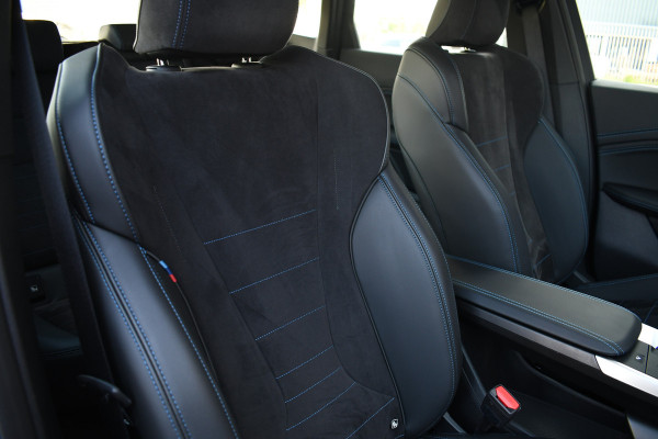 BMW X1 xDrive25e M-Sport Premium ACC-voorbereiding 18inch Camera AC-Snelladen