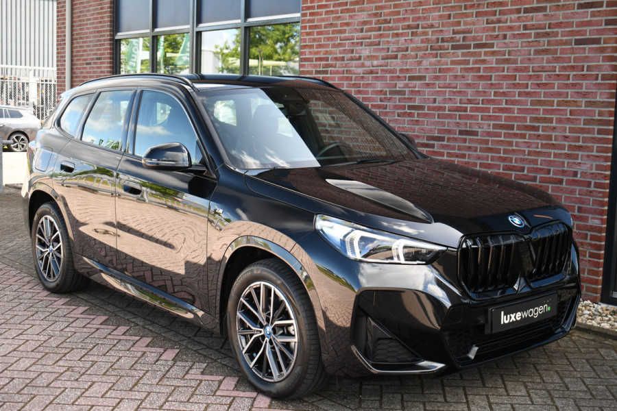 BMW X1 xDrive25e M-Sport Premium ACC-voorbereiding 18inch Camera AC-Snelladen