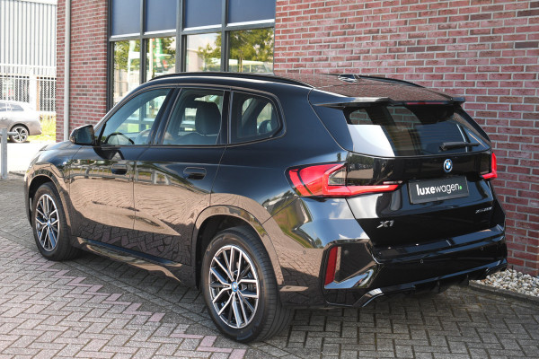 BMW X1 xDrive25e M-Sport Premium ACC-voorbereiding 18inch Camera AC-Snelladen
