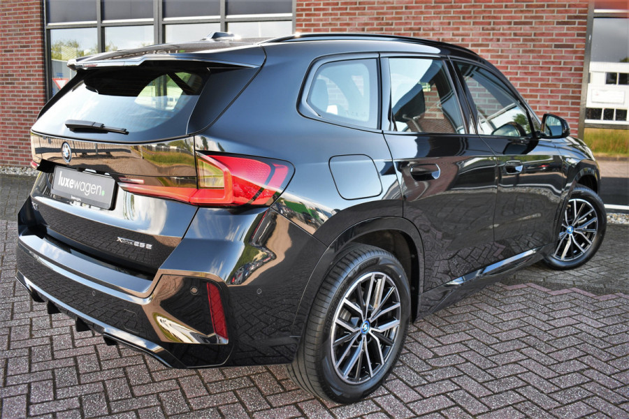 BMW X1 xDrive25e M-Sport Premium ACC-voorbereiding 18inch Camera AC-Snelladen