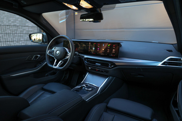 BMW 3-serie 330e M-SPORT | BTW |  ACC | MEMORY | HUD | LED | KEYLESS | 360 |