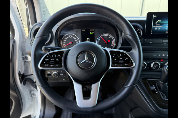 Mercedes-Benz eCitan 112 Pro L2H1 / 51 kWh / 2.469 KM / ** RIJKLAAR ** / LED HIGH PERFORMANCE KOPLAMPEN / CAMERA / ECC / TREKHAAK / STOELVERW