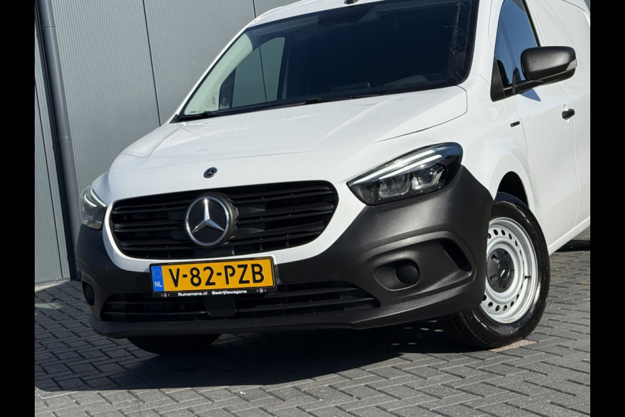 Mercedes-Benz eCitan 112 Pro L2H1 / 51 kWh / 2.469 KM / ** RIJKLAAR ** / LED HIGH PERFORMANCE KOPLAMPEN / CAMERA / ECC / TREKHAAK / STOELVERW