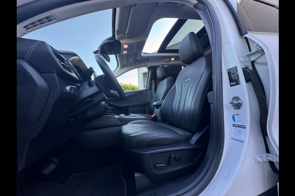 Ford Kuga 2.5 PHEV ST-Line X Vignale HEAD-UP / PARELMOER / CAMERA / ACC / ECC / WINTERPACK / PANO / 20 INCH / LEDER / ELEKT STOEL