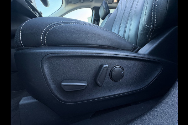 Ford Kuga 2.5 PHEV ST-Line X Vignale HEAD-UP / PARELMOER / CAMERA / ACC / ECC / WINTERPACK / PANO / 20 INCH / LEDER / ELEKT STOEL