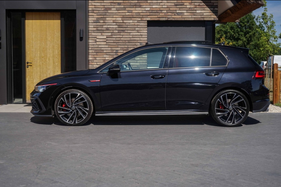 Volkswagen Golf 8 GTI Pano/HarmannKardon/Memory/Stoelventilatie/Camera/IQlight