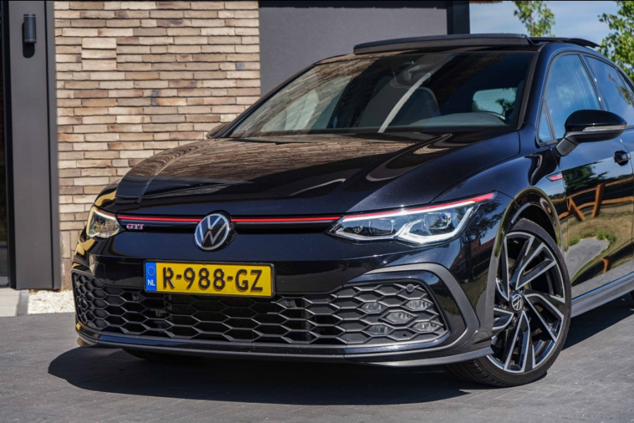 Volkswagen Golf 8 GTI Pano/HarmannKardon/Memory/Stoelventilatie/Camera/IQlight