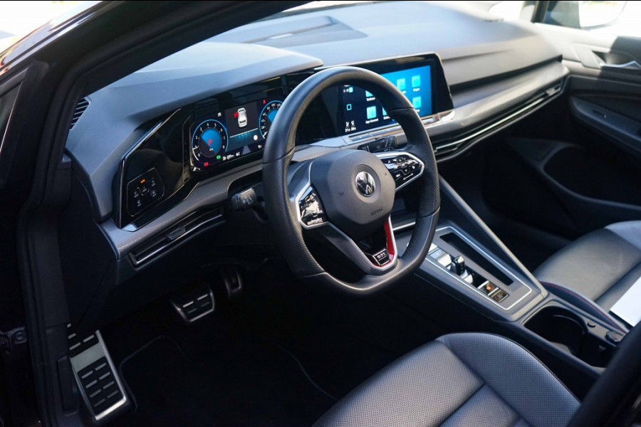 Volkswagen Golf 8 GTI Pano/HarmannKardon/Memory/Stoelventilatie/Camera/IQlight