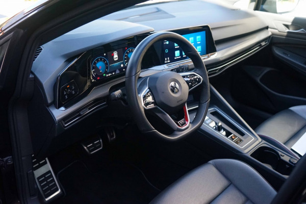 Volkswagen Golf 8 GTI Pano/HarmannKardon/Memory/Stoelventilatie/Camera/IQlight