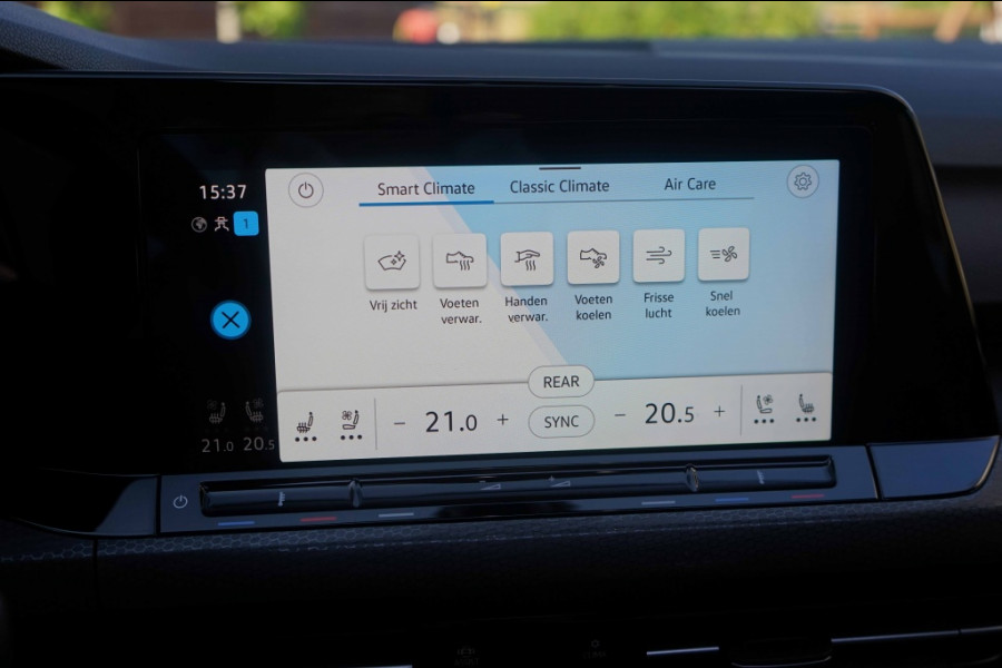 Volkswagen Golf 8 GTI Pano/HarmannKardon/Memory/Stoelventilatie/Camera/IQlight