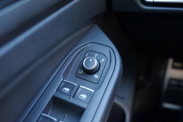 Volkswagen Golf 8 GTI Pano/HarmannKardon/Memory/Stoelventilatie/Camera/IQlight
