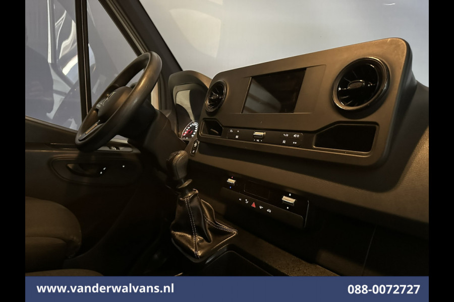 Mercedes-Benz Sprinter 214 CDI 143pk L2H2 Euro6 Airco | Camera | Apple Carplay | Chauffeursstoel Android Auto, Stoelverwarming, Bijrijdersbank