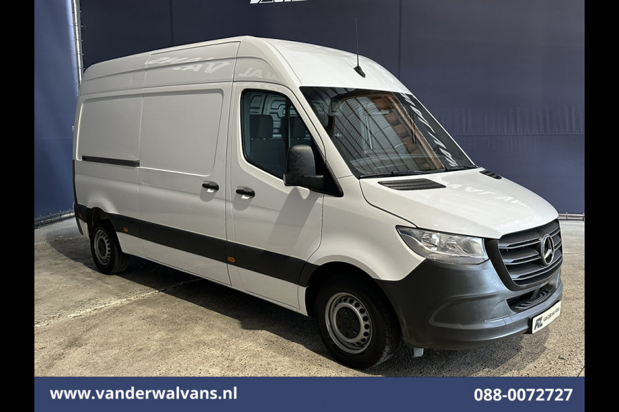 Mercedes-Benz Sprinter 211 CDI L2H2 Euro6 Airco | Camera | Trekhaak Bijrijdersbank
