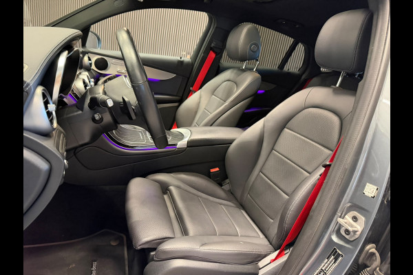 Mercedes-Benz GLC Coupé 300e 4MATIC Premium Plus | Panoramadak | Stuurverwarming | Stoelverwarming | Head-Up Display | Massage | Memory Seats | Luchtvering | Keyless | 360 Camera | Leer | Ambiance Verlichting | Trekhaak | Apple Carplay | Na