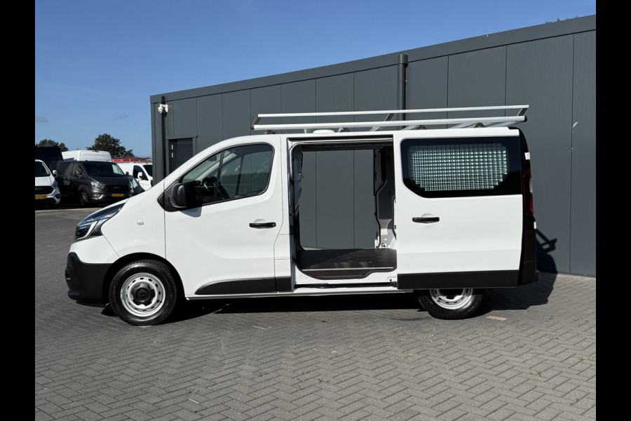 Renault Trafic 2.0 dCi 120 PK / L1H1 / 1e EIG. / 2x SCHUIFDEUR / IMPERIAAL / TREKHAAK / LED / CRUISE / 3-ZITS