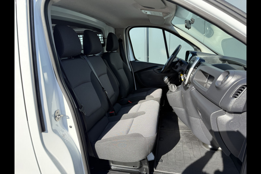 Renault Trafic 2.0 dCi 120 PK / L1H1 / 1e EIG. / 2x SCHUIFDEUR / IMPERIAAL / TREKHAAK / LED / CRUISE / 3-ZITS