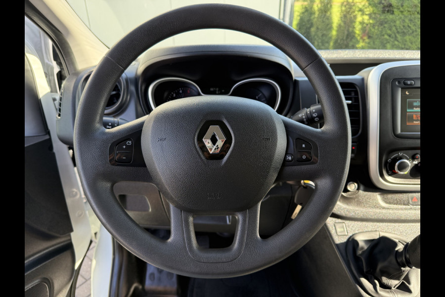 Renault Trafic 2.0 dCi 120 PK / L1H1 / 1e EIG. / 2x SCHUIFDEUR / IMPERIAAL / TREKHAAK / LED / CRUISE / 3-ZITS