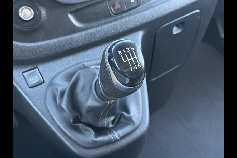 Renault Trafic 2.0 dCi 120 PK / L1H1 / 1e EIG. / 2x SCHUIFDEUR / IMPERIAAL / TREKHAAK / LED / CRUISE / 3-ZITS