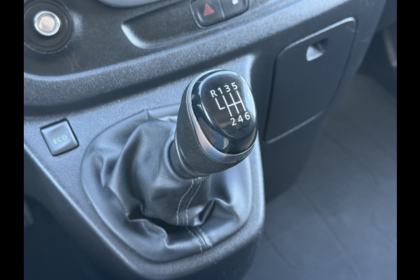 Renault Trafic 2.0 dCi 120 PK / L1H1 / 1e EIG. / 2x SCHUIFDEUR / IMPERIAAL / TREKHAAK / LED / CRUISE / 3-ZITS