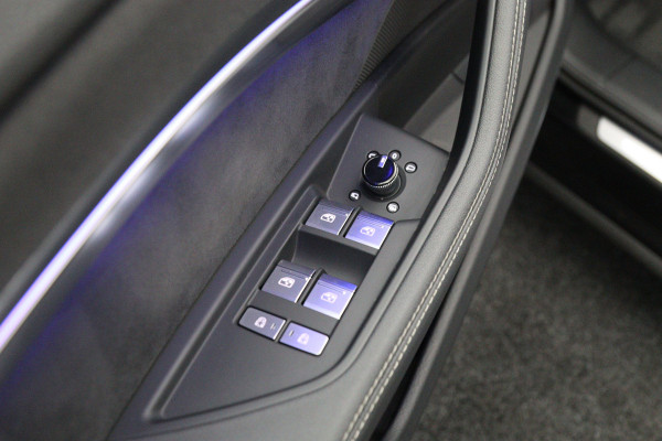 Audi Q8 e-tron 408 PK 55 Quattro S-Line Edition 115 kWh, SOH 97%, Panoramadak, RS-Sportstoelen, B&O Sound, Luchtvering