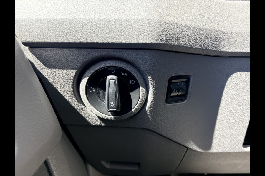 MAN TGE 3.140 2.0 TDI 140PK L3H3 Airco Cruise Control Carplay Camera Parkeersensoren V+A