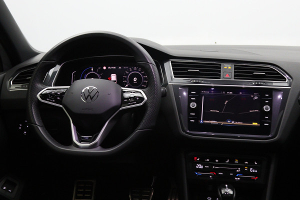 Volkswagen Tiguan 1.4 TSI eHybrid 245 PK R-Line Business+, 20" LM, Panoramadak, Leder, Adap. Onderstel