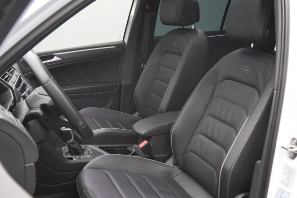 Volkswagen Tiguan 1.4 TSI eHybrid 245 PK R-Line Business+, 20" LM, Panoramadak, Leder, Adap. Onderstel