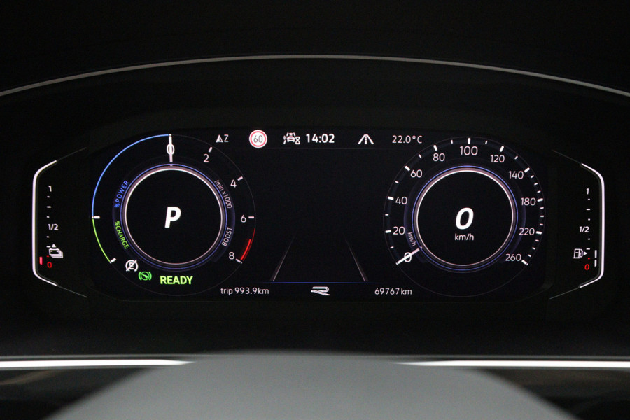 Volkswagen Tiguan 1.4 TSI eHybrid 245 PK R-Line Business+, 20" LM, Panoramadak, Leder, Adap. Onderstel