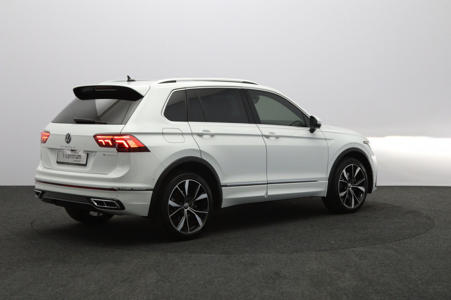 Volkswagen Tiguan 1.4 TSI eHybrid 245 PK R-Line Business+, 20" LM, Panoramadak, Leder, Adap. Onderstel