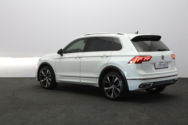 Volkswagen Tiguan 1.4 TSI eHybrid 245 PK R-Line Business+, 20" LM, Panoramadak, Leder, Adap. Onderstel