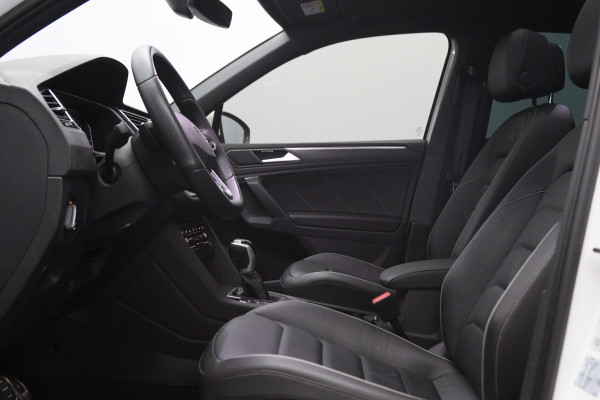 Volkswagen Tiguan 1.4 TSI eHybrid 245 PK R-Line Business+, 20" LM, Panoramadak, Leder, Adap. Onderstel
