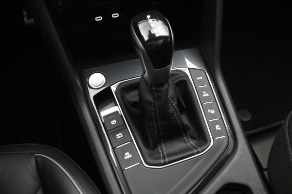 Volkswagen Tiguan 1.4 TSI eHybrid 245 PK R-Line Business+, 20" LM, Panoramadak, Leder, Adap. Onderstel