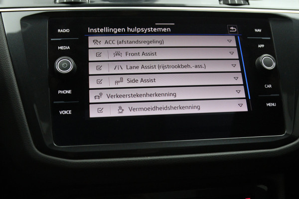 Volkswagen Tiguan 1.4 TSI eHybrid 245 PK R-Line Business+, 20" LM, Panoramadak, Leder, Adap. Onderstel
