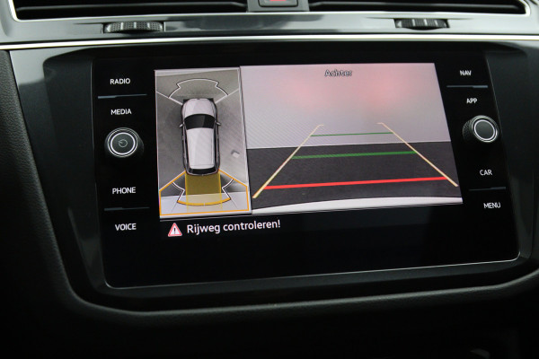 Volkswagen Tiguan 1.4 TSI eHybrid 245 PK R-Line Business+, 20" LM, Panoramadak, Leder, Adap. Onderstel