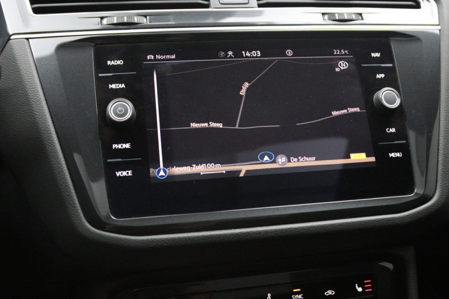 Volkswagen Tiguan 1.4 TSI eHybrid 245 PK R-Line Business+, 20" LM, Panoramadak, Leder, Adap. Onderstel