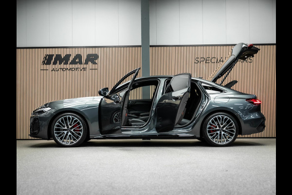 Audi A5 Limousine 2.0 e-hybrid quattro S edition Competition voorzien van alle bedenkbare opties!!!!