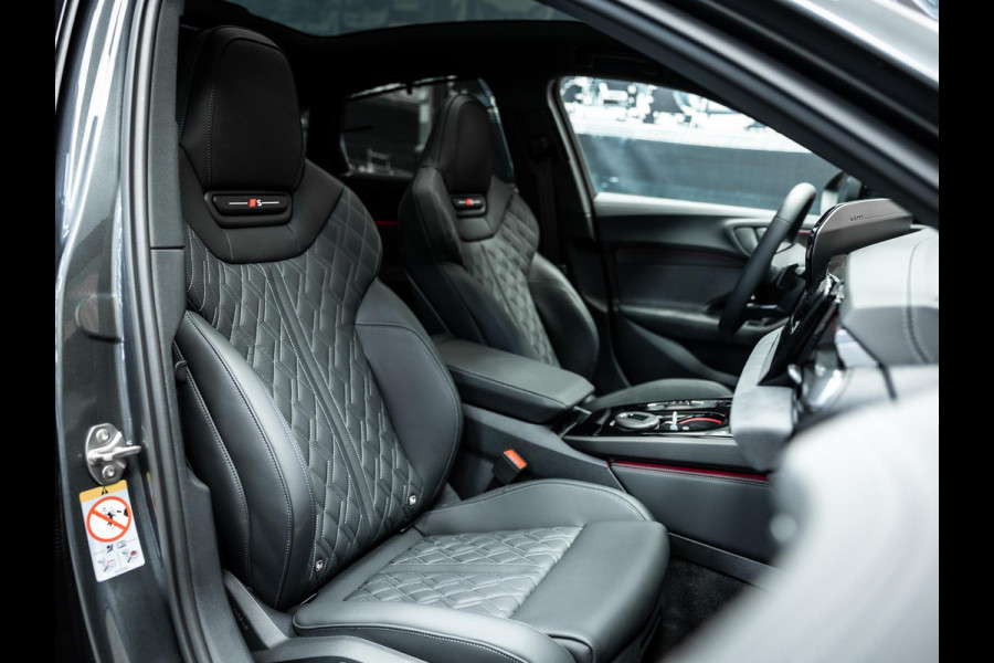 Audi A5 Limousine 2.0 e-hybrid quattro S edition Competition voorzien van alle bedenkbare opties!!!!