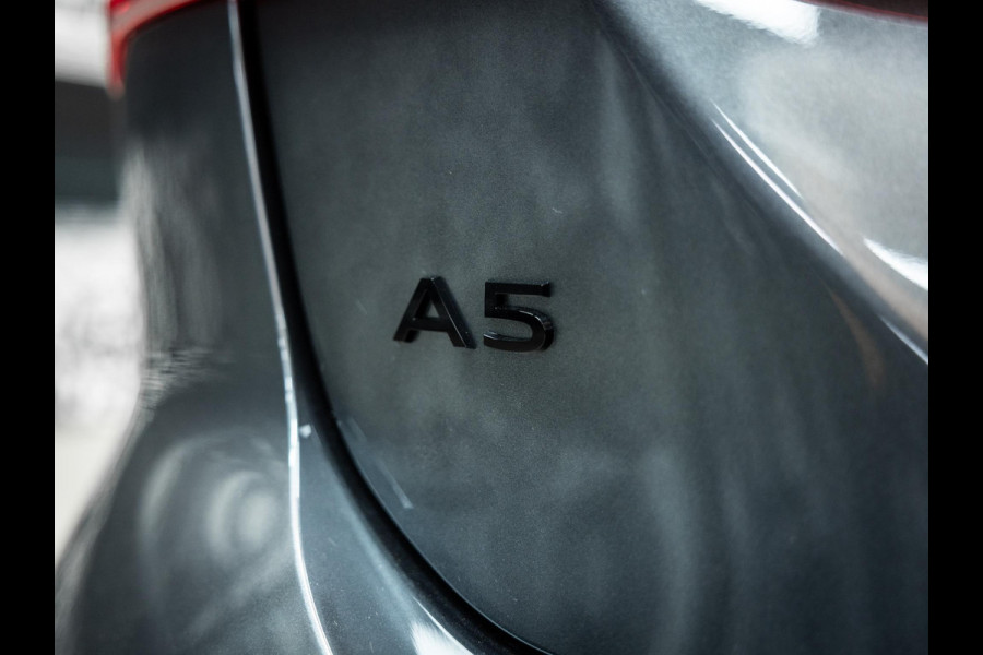 Audi A5 Limousine 2.0 e-hybrid quattro S edition Competition voorzien van alle bedenkbare opties!!!!
