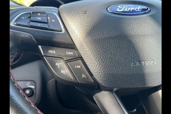 Ford Kuga 1.5 EcoBoost ST Line 150pk/110kW 6-bak | Trekhaak | Elek. achterklep | 19'' | Bi-Xenon | Climate | Navi | Camera | etc. etc.