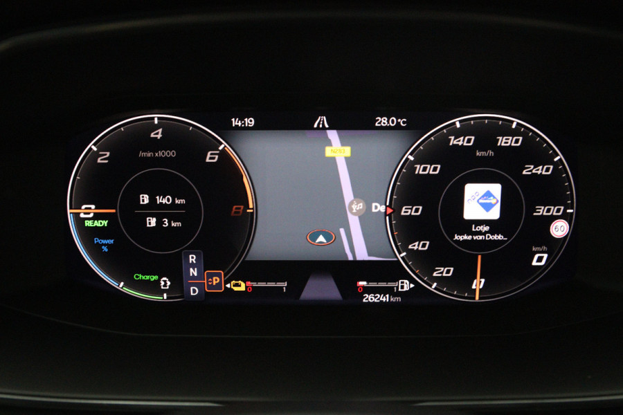 CUPRA Leon 1.4 e-Hybrid 204 PK Business PHEV, Stoelverwarming, Groot-Navigatie, Achteruitrijcamera