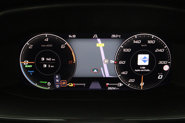 CUPRA Leon 1.4 e-Hybrid 204 PK Business PHEV, Stoelverwarming, Groot-Navigatie, Achteruitrijcamera