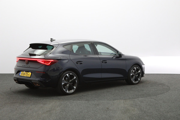 CUPRA Leon 1.4 e-Hybrid 204 PK Business PHEV, Stoelverwarming, Groot-Navigatie, Achteruitrijcamera