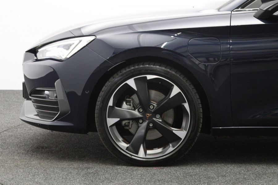 CUPRA Leon 1.4 e-Hybrid 204 PK Business PHEV, Stoelverwarming, Groot-Navigatie, Achteruitrijcamera