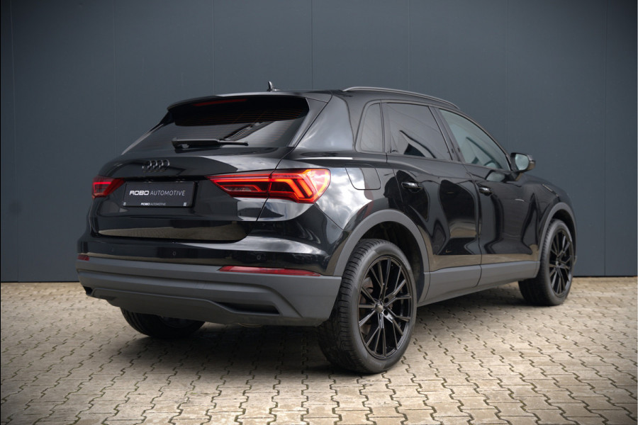 Audi Q3 45 TFSI e Advanced edition | Stoelverwarming | Adaptive Cruise Control | Navigatie | Keyless | Matrix LED | Apple Carplay | DAB | Climate Control | Parkeersensoren | SOH 93,6%