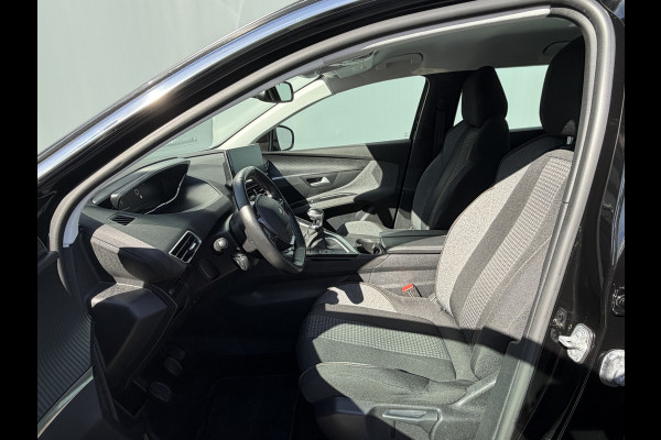 Peugeot 5008 BWJ 2021 | 1.2T 131PK Lease Active 7P | TREKHAAK | NAVI | CLIMA | 17'' LMV | PDC | CAMERA A | CRUISE |