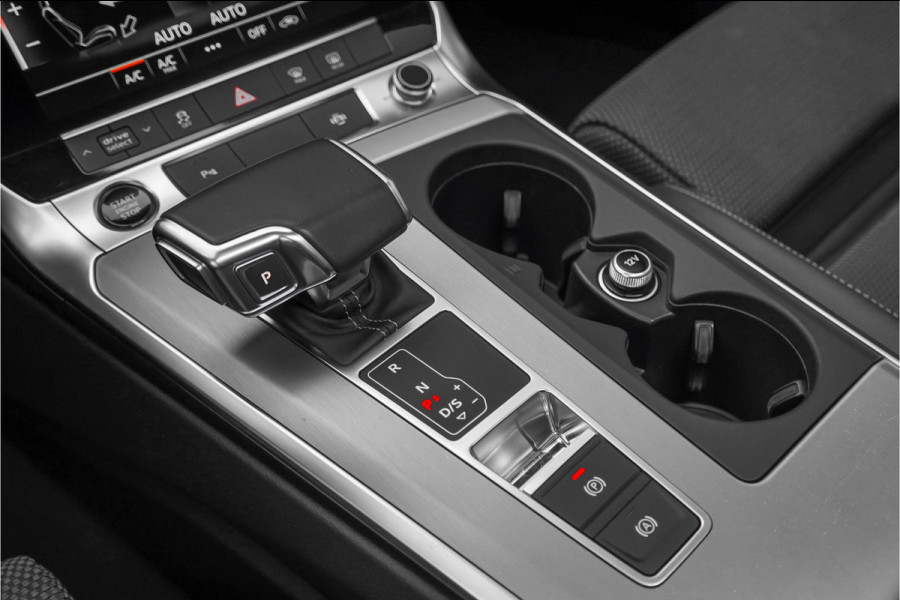 Audi A6 Avant 40 TFSI S Edition Pano Matrix LED Camera 21"