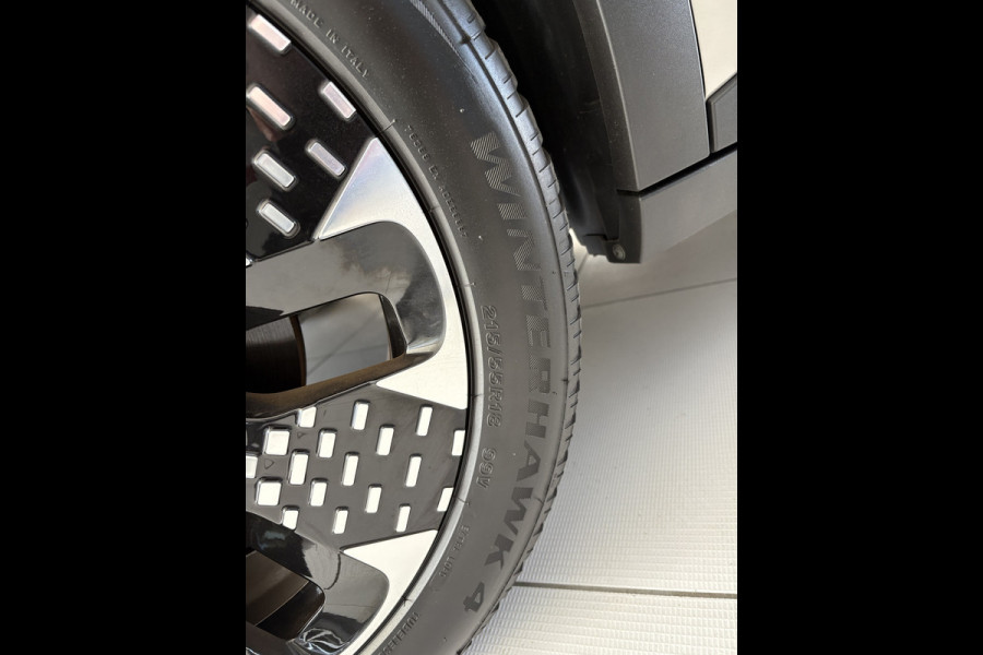 Peugeot 108 1.0 e-VTi Allure Airco - Achteruitrijcamera - Bluetooth - Led verlichting - Elektrische ramen - Licht metalen velgen 15 inch - Mistlampen voor - Stuur multifunctioneel - Start/ stop systeem - Centrale vergrendeling met afstandsbediening