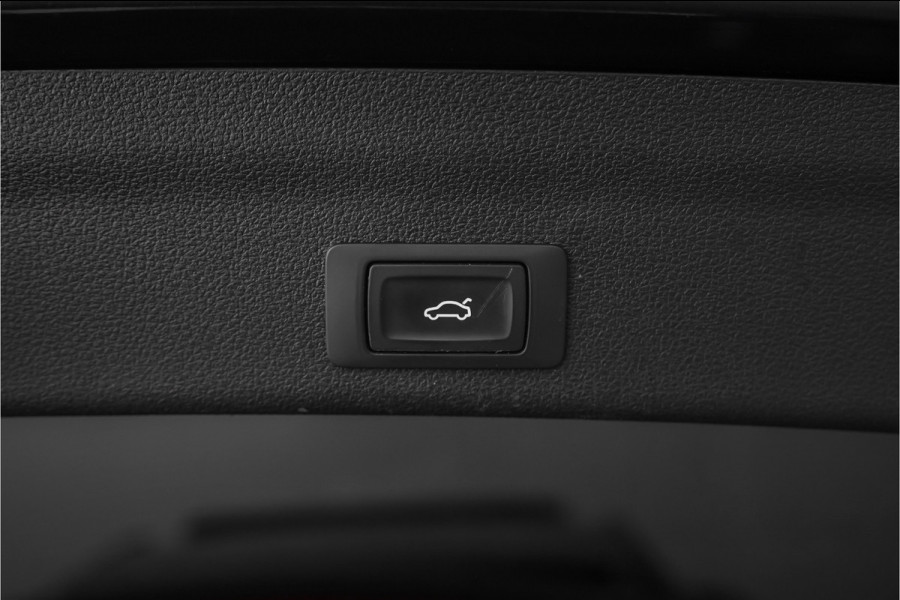 Audi A6 Avant 40 TFSI S Edition Pano Matrix LED Camera 21"
